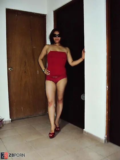 Mi esposa puta mexicana... wifey mega-bitch mexican mummy