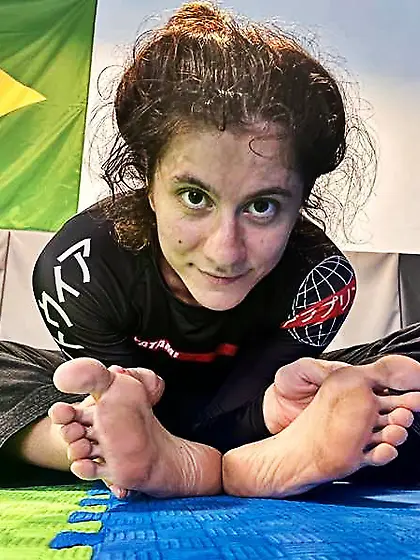 Mommy Vlogger's Dirty Smelly Soles