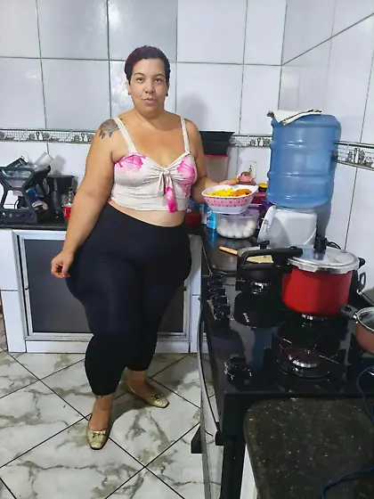 Hermosa Nalgona Latina