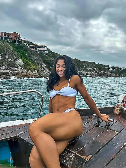 how would you break this hot cocky fitness bitch?