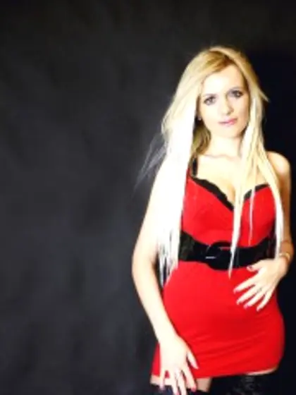 Blonde Ramonahot Smoking.