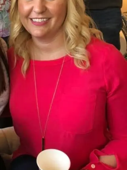 Abigail shows off a pretty bra and prettier tits