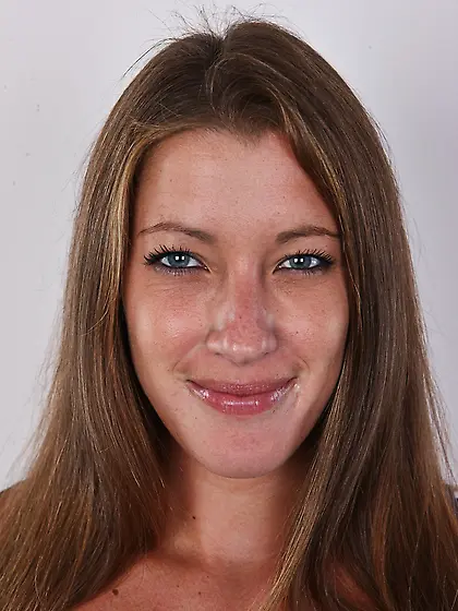 Female with cute smile has small boobs and wants everybody to se