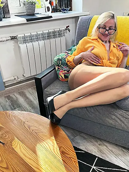 Blonde milf in tan pantyhose and heels