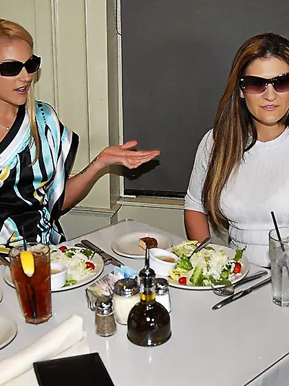 Austin Kincaid squeezes her big jugs and gets her tight sofa dri