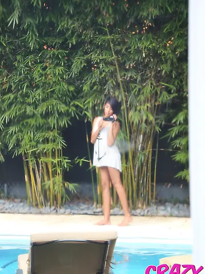 Big boobies amateur teaser showing off on vacation