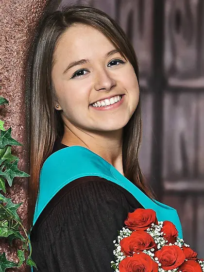 Hannah married young but has Daddy issues