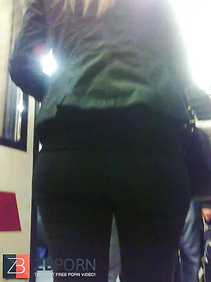 Street lubricious BOOTY inexperienced voyeur