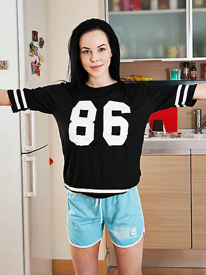 Pretty young hairless pussy