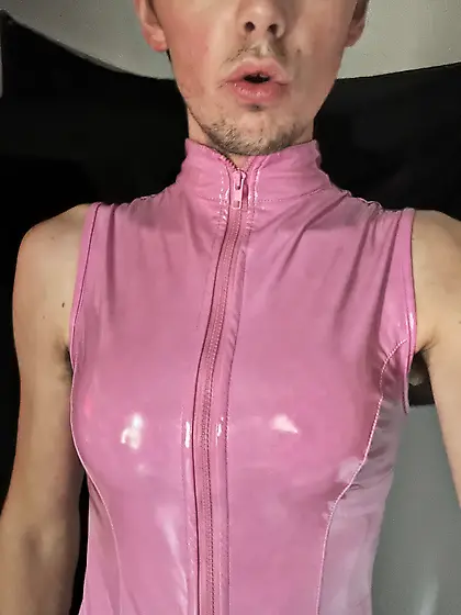 FEM Twink in Pink latex
