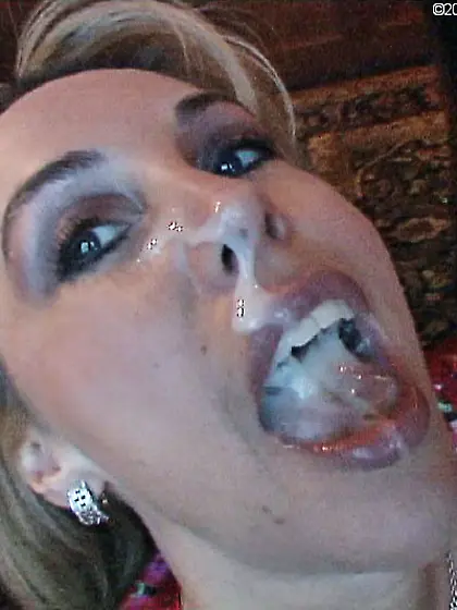 Alluring girlie red black