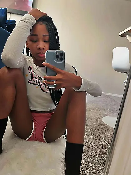 Sexy little cousin(took from her phone)