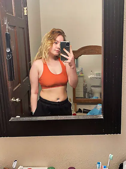 Dominoes Hottie Brooke Exposed