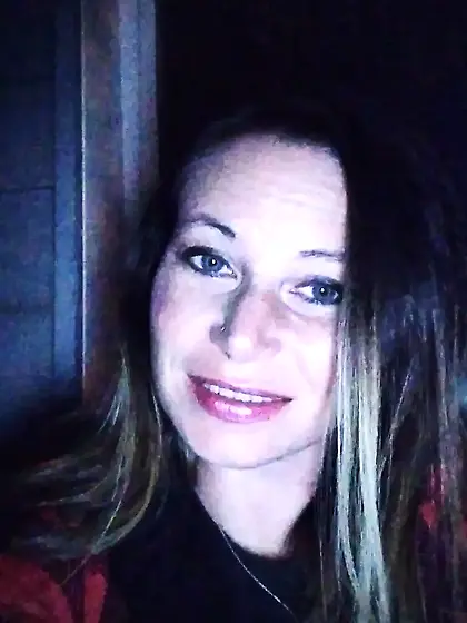 Jamie goes on the GGW bus to masturbate