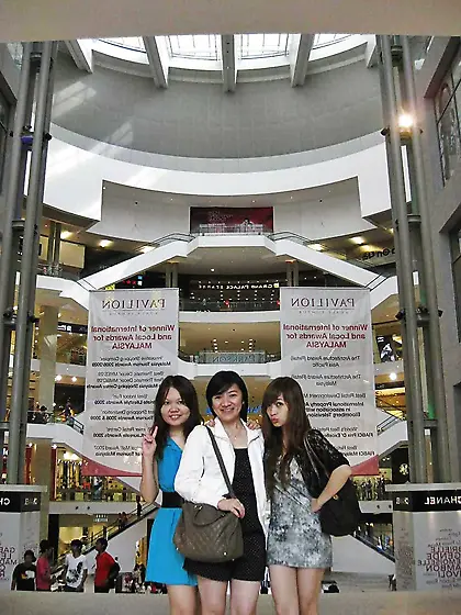 Carrier Singapore Linda gargling her married fucking partner