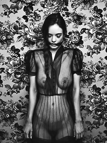 Random erotica - subs,  slave,  elegant bondage