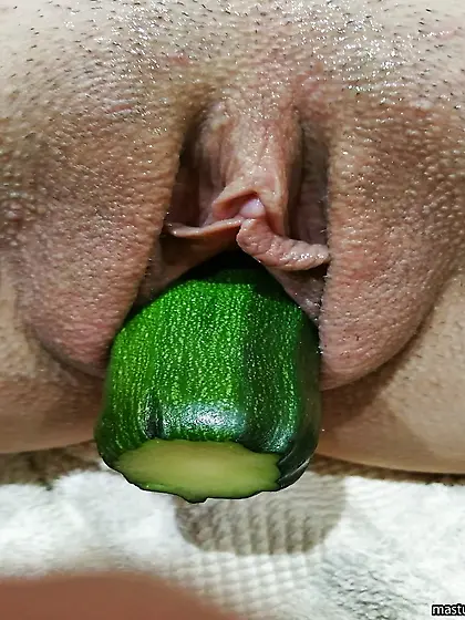 housewives try the vegetable masturbation