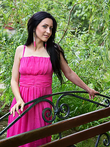 Divine beav pink dress