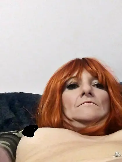 Chubby tranny slut rides the big ones