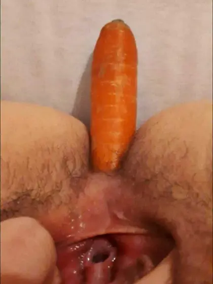 Teen pussy Carrot