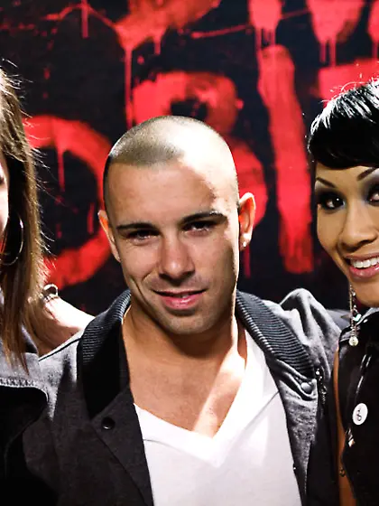 Sutry mistresses abusing slaves