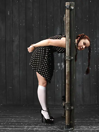 Slim nude chick hung