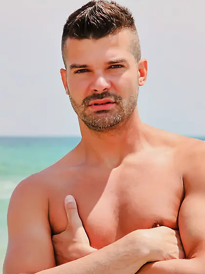 White man MONST3RCOCK like to snapshot