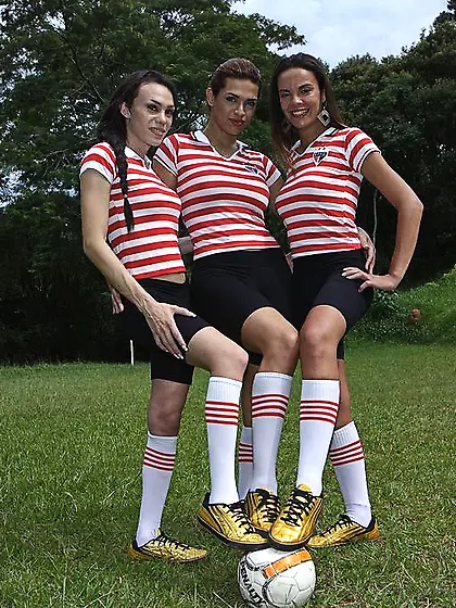 TS group fucking a lucky dude