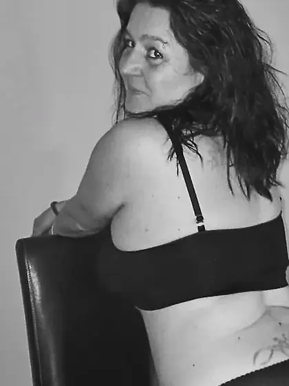 new black and white pictures of Sandy