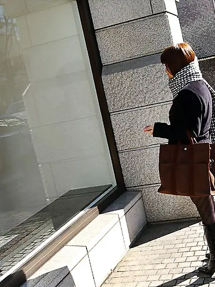 Busty slender Asian babe Yuria Idols shows off her jaw dropping