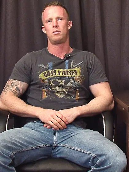 Sex starving gay boy