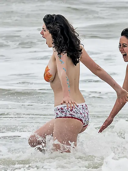 Busty Lily Webb at Wnbr