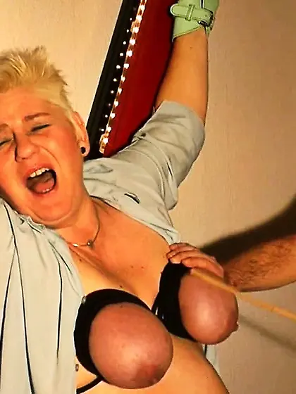 Breasts spanking + ass spanking = pussy wet