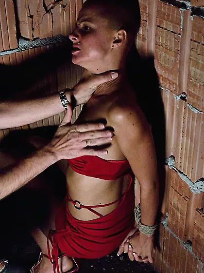 Bald slut girlfriend escape