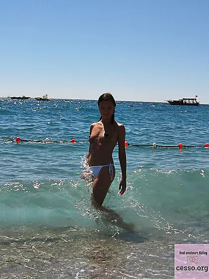 italian brunette milf from cesso. org