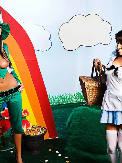 Two sexy babes, Amy Reid and Lana Lopez making out and going wil