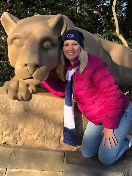 Abigail shows off a pretty bra and prettier tits