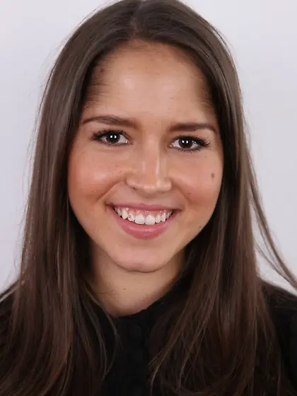 FINALLY a hot enough brunette to get you almost right off