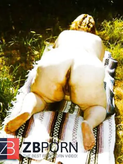 PLUMPER Wifey LH Outside