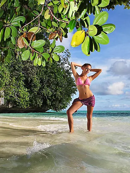 Horny beach masturbation