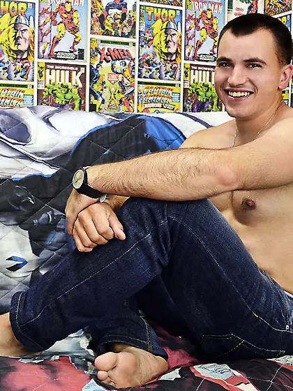 White gay sohotbruce live