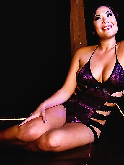 Bodacious asian mom assdrilled