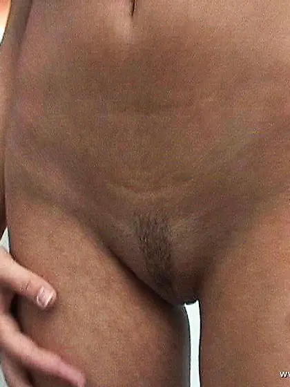 Zafira spreads her sexy legs on the bed and pokes her vagina wit