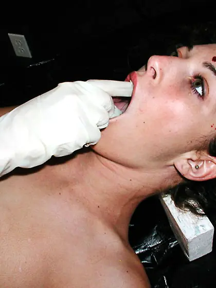 n6157 - Case-0C164E2 - Ember,  Mena