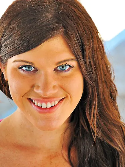 23 yo Stephani hard breast massage