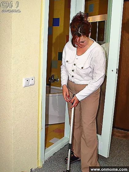 Mature maid has fucked on the work