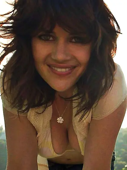 Celeb Jizz Targets : Carla Gugino