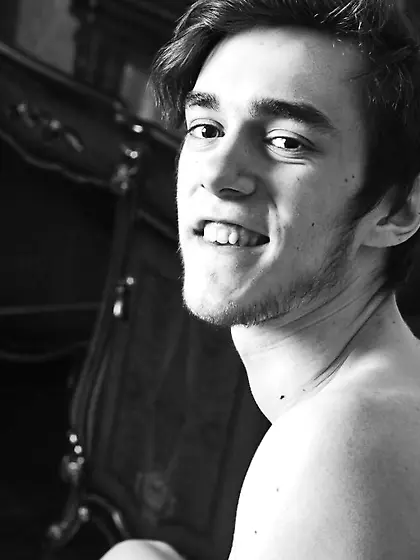 White young man TenderMichaell like to snapshot