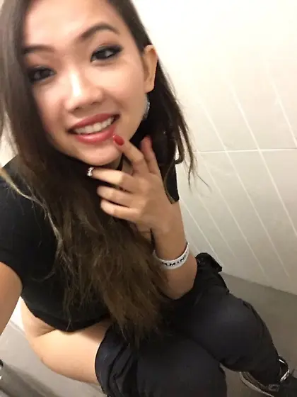Toilet girl