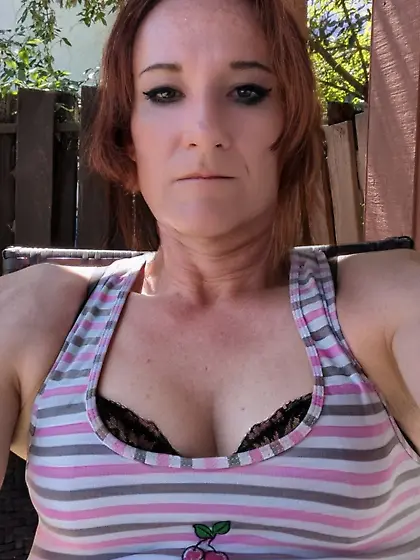 Chubby tranny slut rides the big ones